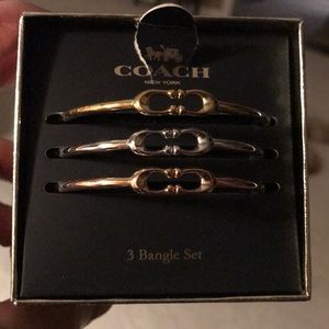 Coach 3 Bangle Set